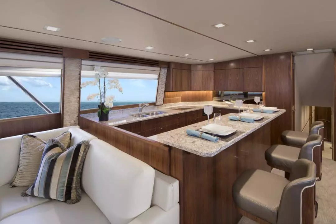 16Viking 80 Galley