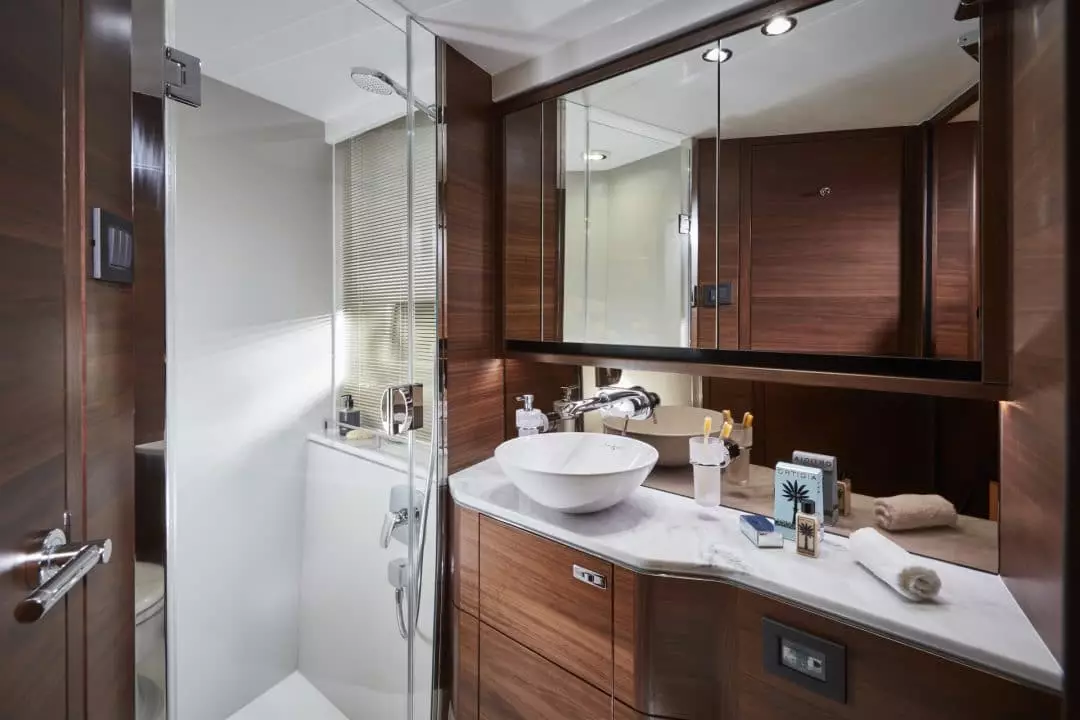 f55-interior-forward-cabin-bathroom