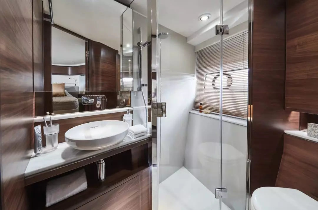 f70-interior-forward-cabin-bathroom