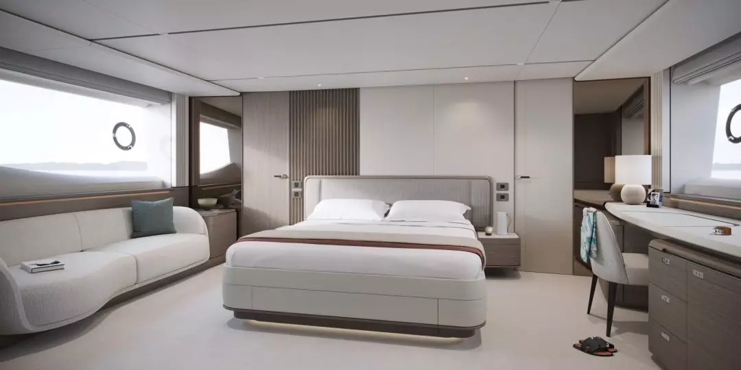 X80 Master Stateroom